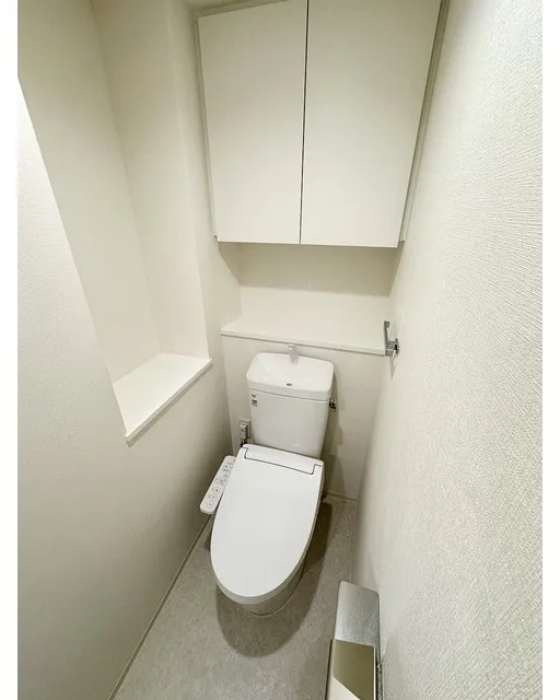 Asyl Court Nerima Nakamurabashi - Interior - ["Toilet seat", "Toilet", "Plumbing fixture"]