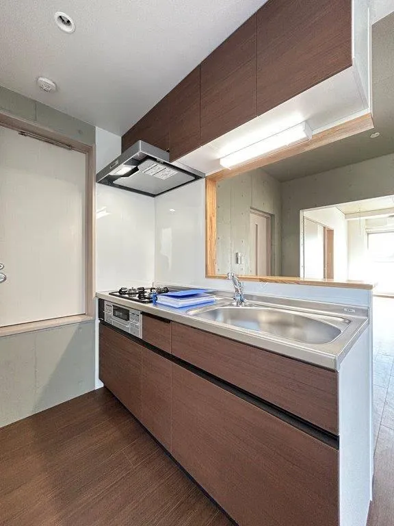 Belle Maison Nakamurabashi South - Interior - ["Wood", "Kitchen", "Countertop"]