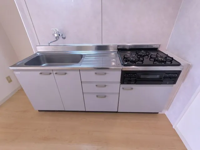 Parkside Minamioi - Interior - ["Kitchen Appliance", "Kitchen", "Kitchen Sink"]