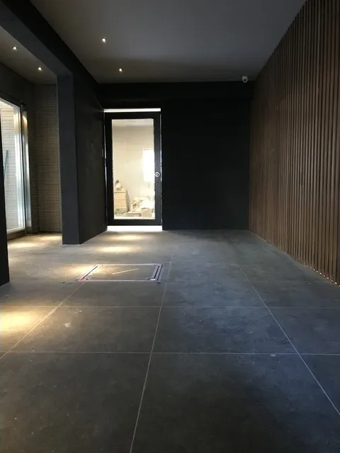 Abitation - Exterior - ["Floor", "Tile", "Property"]