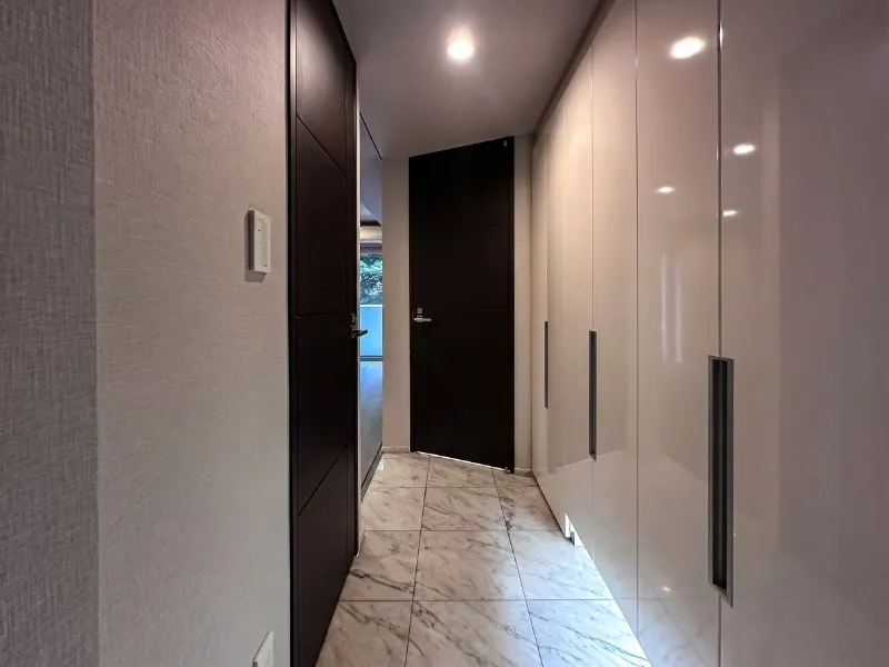 Castalia Azabujuban - Interior - ["Flooring", "Wall", "Wood"]