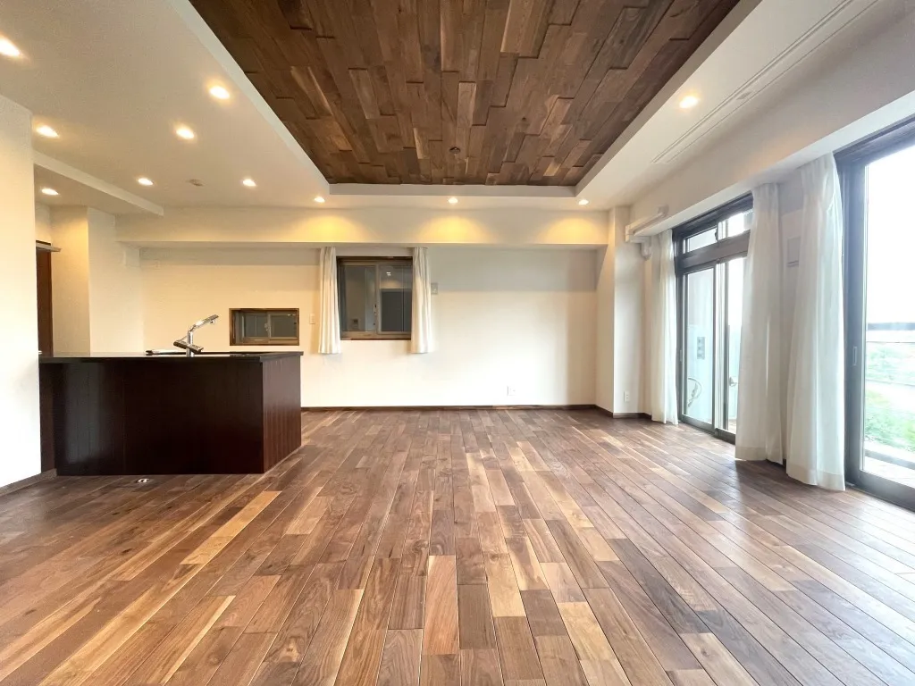 Laurel Court Sanbancho 6th Floor