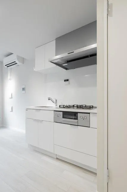 U Residence Meguro Higashiyama - Interior - ["White", "Flooring", "Wood"]