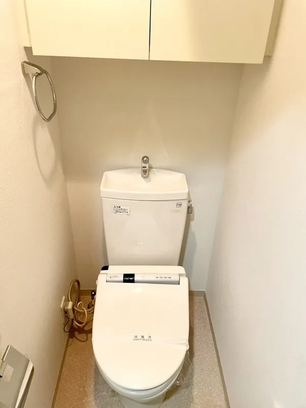 Dolce Nihonbashi Hamacho Ichibankan - Interior - ["Toilet seat", "Plumbing fixture", "Bathroom"]