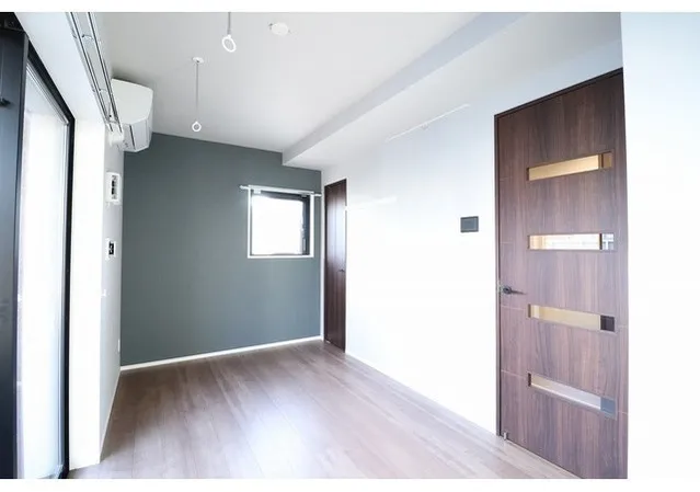 La Douceur Sugamo East - Interior - ["Flooring", "Floor", "Ceiling"]