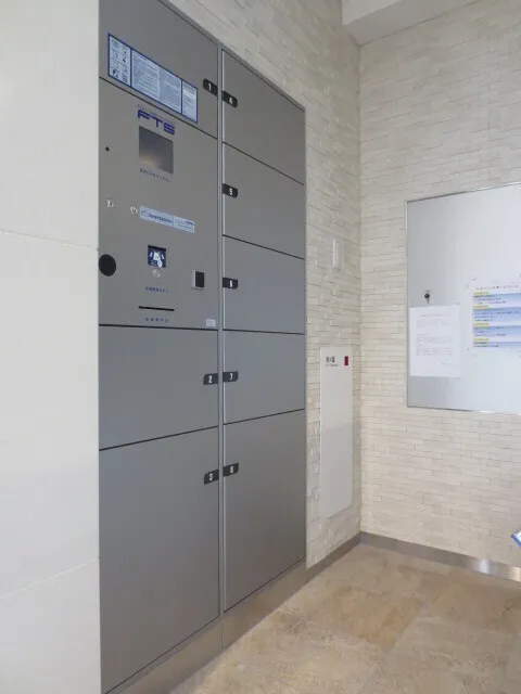 Flairage Shirokanedai - Exterior - ["Door", "Building", "Fixture"]