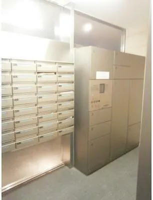 Park Axis Kagurazaka Stage - Exterior - Mailroom