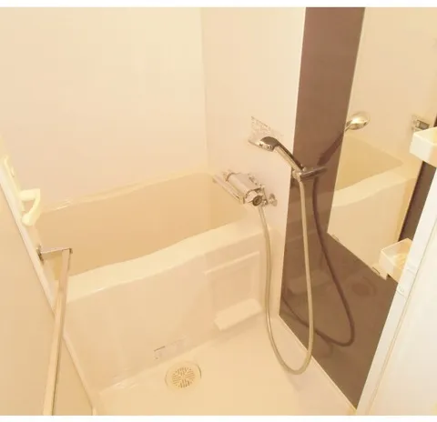 Brescia Nihonbashi Kakigaracho - Interior - ["Plumbing fixture", "Flooring", "Bathtub"]