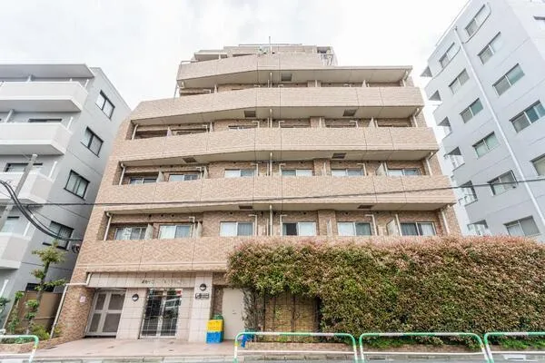 Sky Court Spacie Ikebukuro - Exterior - ["Automotive Parking Light", "Family car", "Vehicle registration plate"]