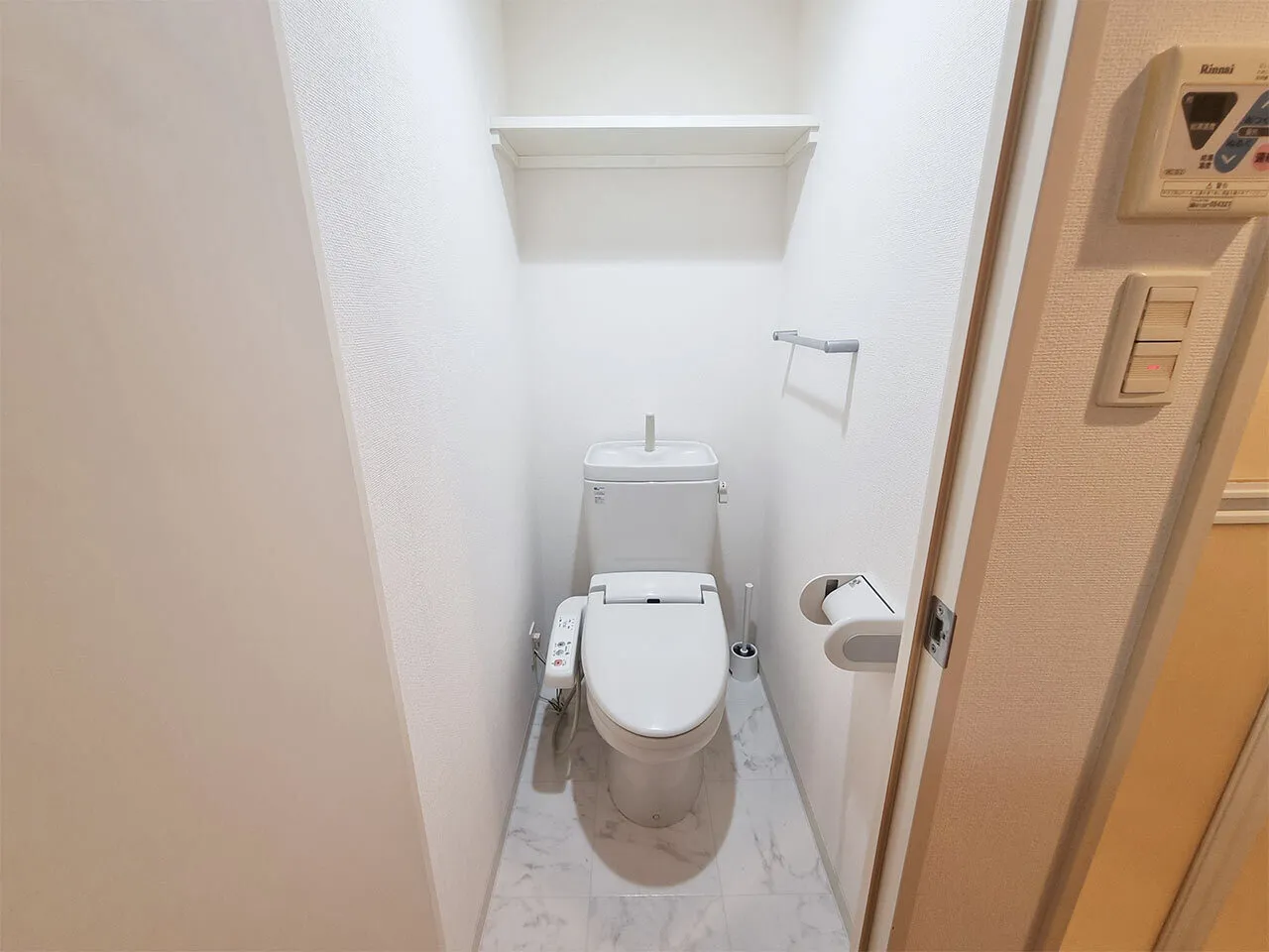 Mynavi STAY Higashioi - Interior - ["Toilet seat", "Toilet", "Plumbing fixture"]