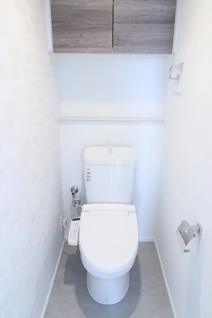 HF Shokoji Akabane Residence II - Interior - ["Toilet", "Toilet seat", "Plumbing fixture"]