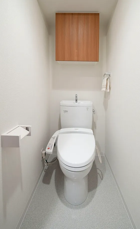 Residia Suginami Honancho - Interior - ["Toilet seat", "Toilet", "Property"]