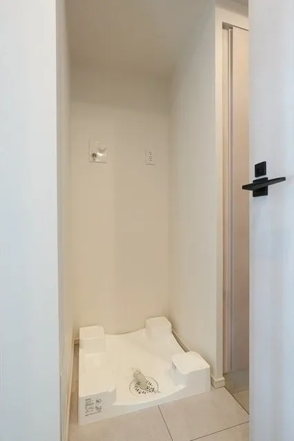 LEFONT PROGRESS SHIBUYA HILLTOP - Interior - ["Fixture", "Door", "Wood"]