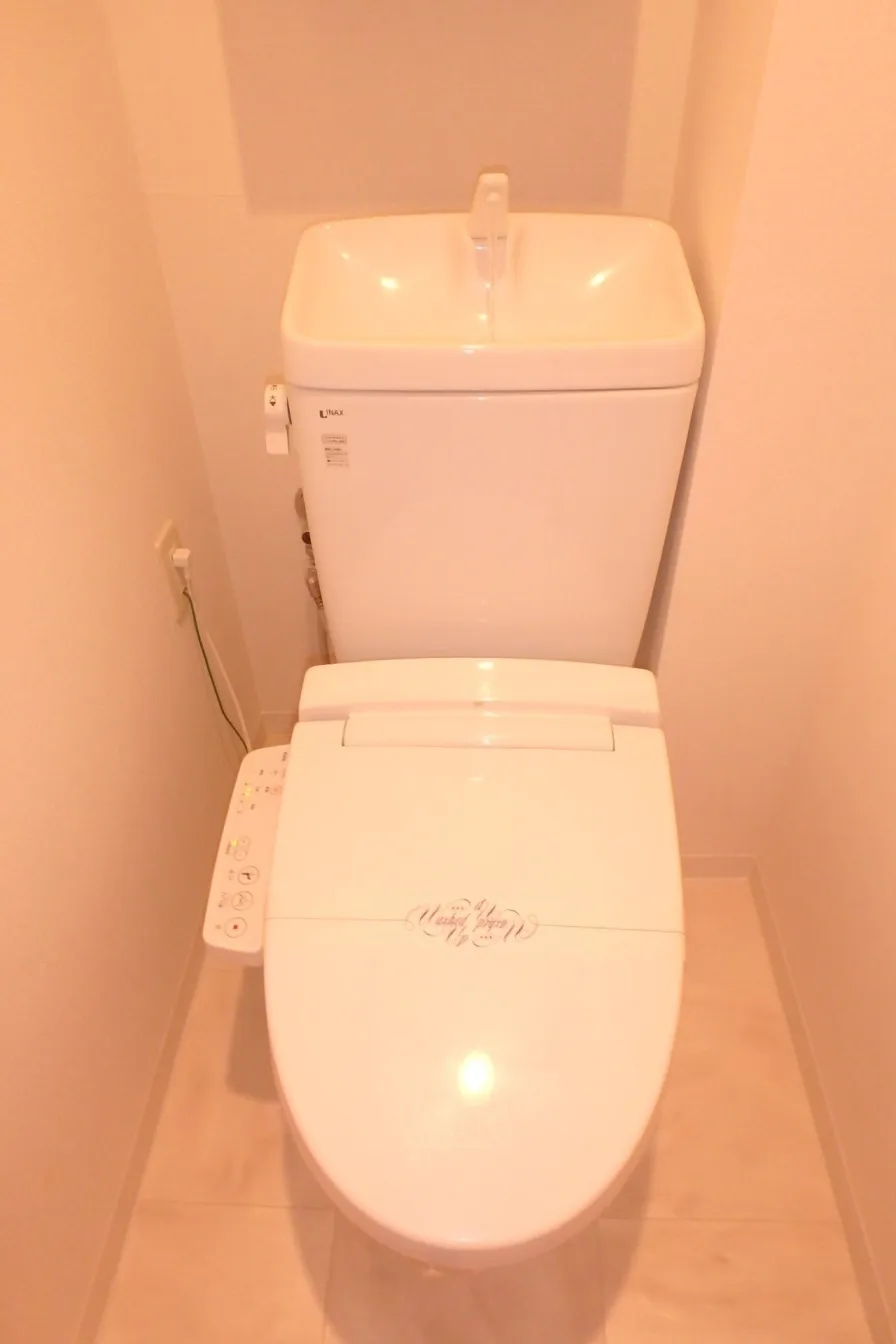 Esty Maison Toyosu Residence - Interior - ["Plumbing fixture", "Plumbing", "Bathroom"]