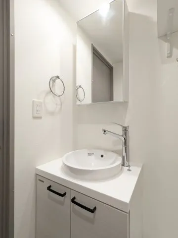 Fluffy Nishi-Waseda - Interior - ["Bathroom Sink", "Plumbing fixture", "Wall"]