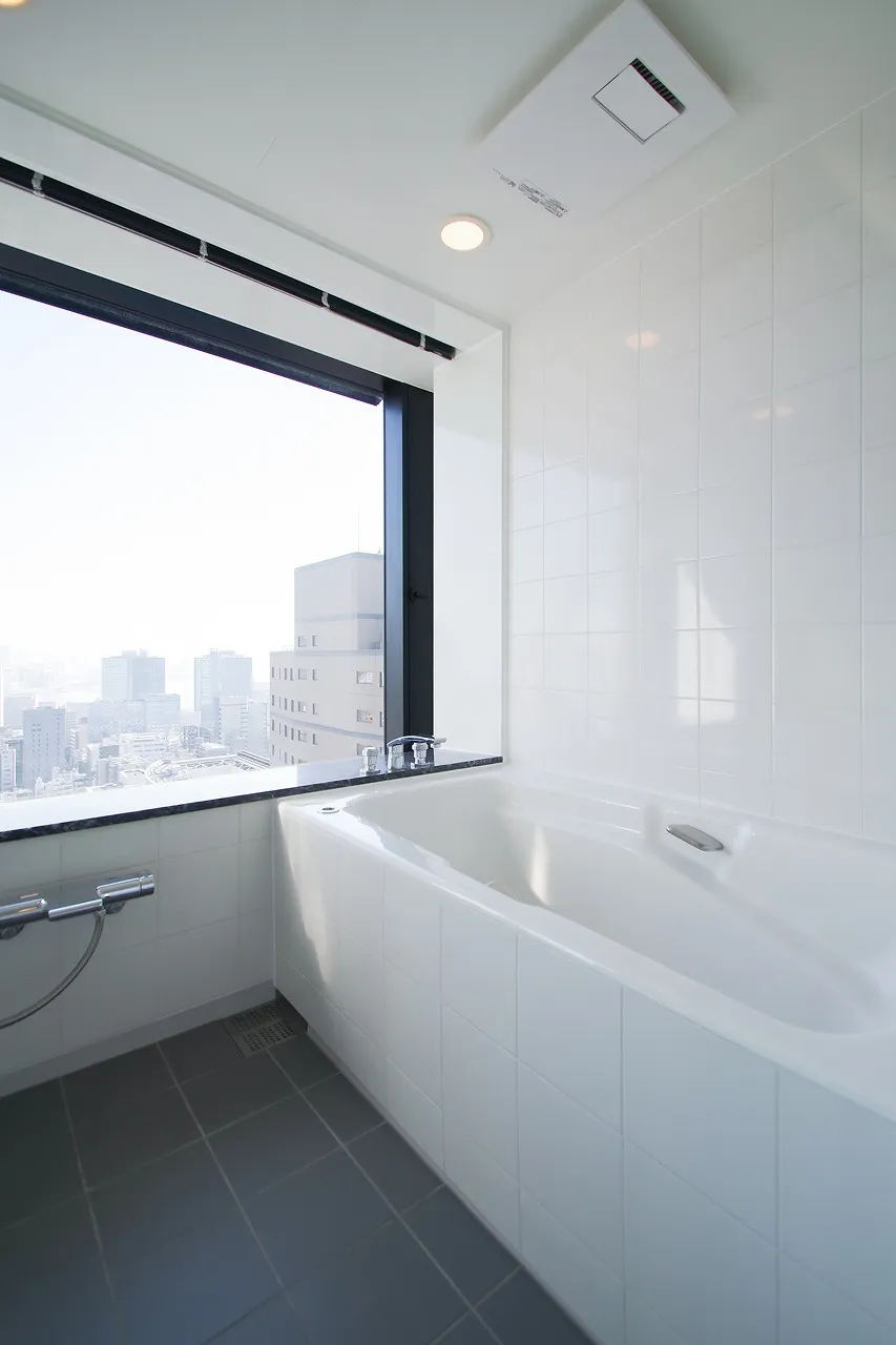 La Tour Shibakoen - Interior - ["Fixture", "Interior design", "Bathtub"]