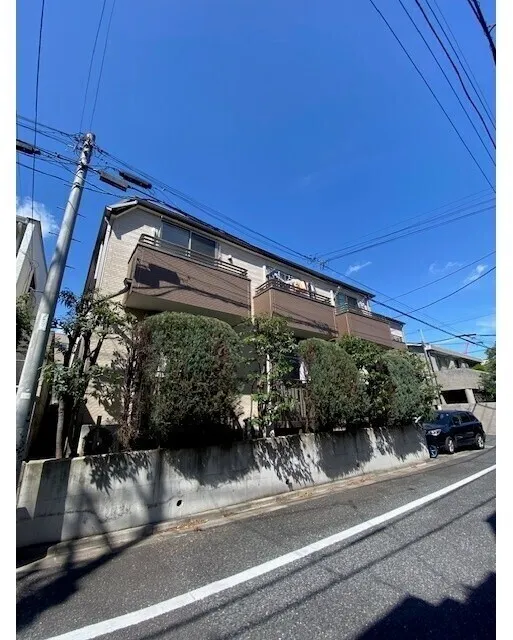Izat Palace Shimouma - Exterior - ["Overhead power line", "Urban design", "Electrical network"]