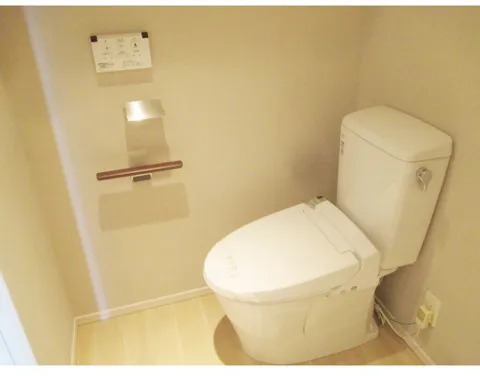 Crevista Itabashi Nishidai III - Interior - ["Toilet seat", "Plumbing fixture", "Toilet"]