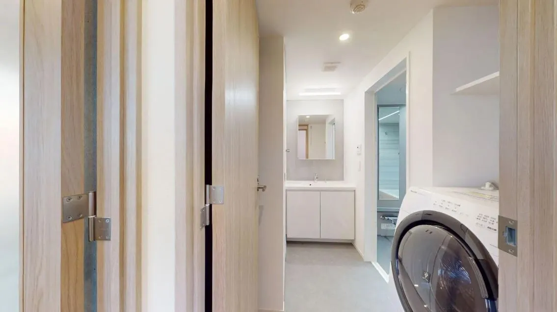 Hmlet Gakugei Daigaku - Interior - ["Flooring", "Interior design", "Floor"]