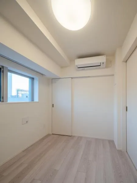 Brillia Ist Asakusa - Interior - ["Flooring", "Floor", "Ceiling"]