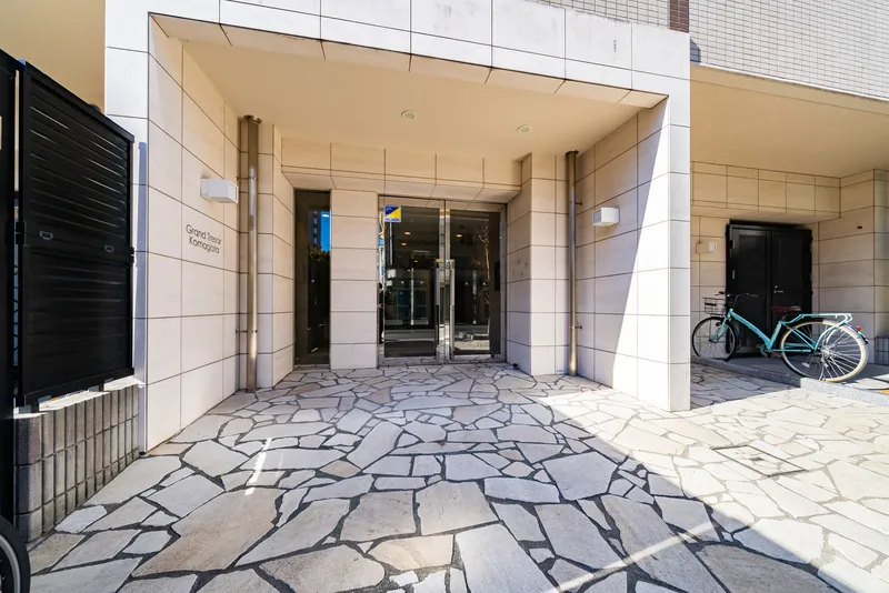 Grand Tresor Komagata - Exterior - ["Composite material", "Concrete", "Tile"]