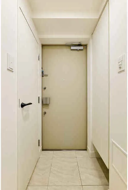 Clarita Nishi-Nippori - Interior - ["Wall", "Flooring", "Wood"]