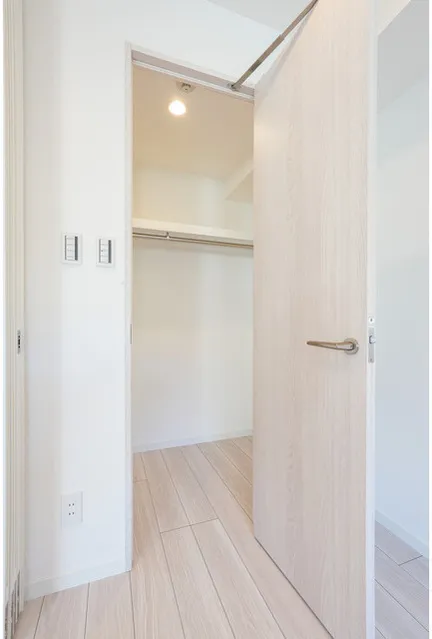 Comforia Liv Bunkyo Gokokuji - Interior - ["Flooring", "Wood", "Floor"]
