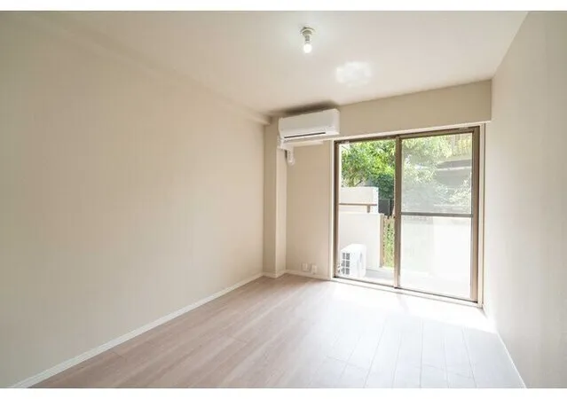 Milia Residence Nakano Yayoicho - Interior - ["Floor", "Flooring", "Apartment"]