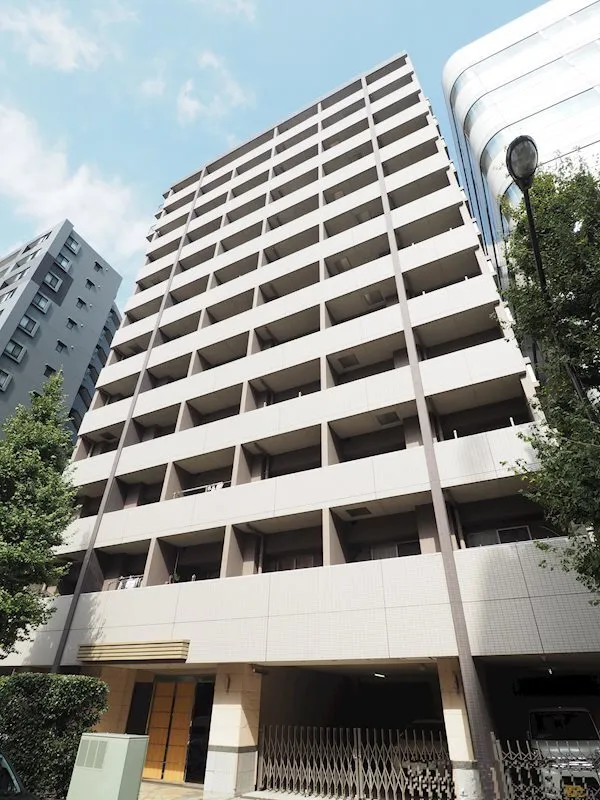Residia Bunkyo Hongo - Exterior - ["Building", "Sky", "Property"]