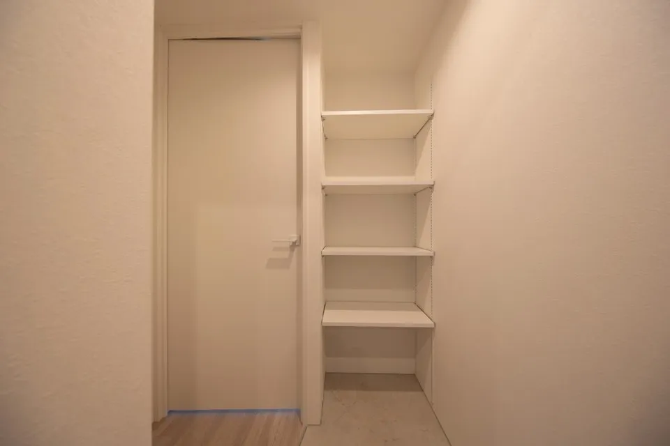 Hmlet Nakano Sakaue - Interior - ["Wood", "Flooring", "Floor"]