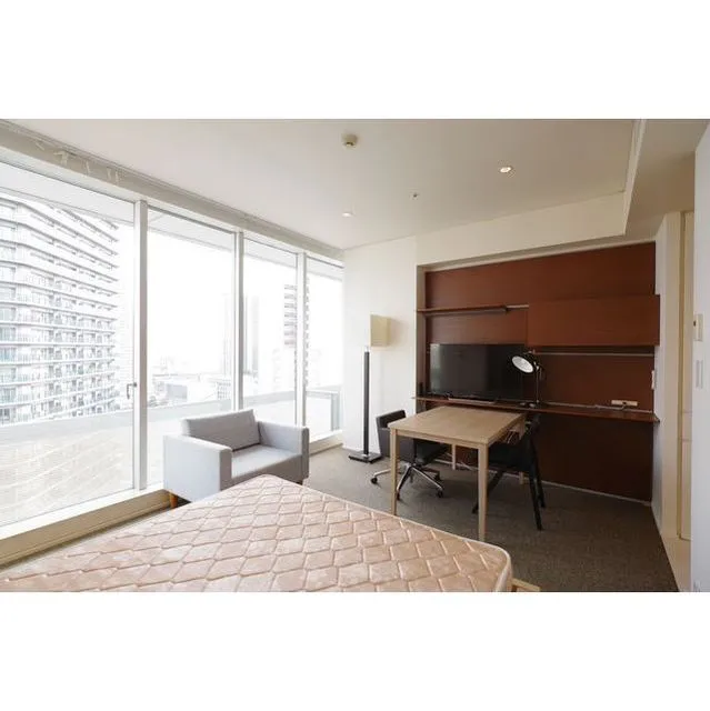 Frontier Residence The Tower Shinagawa - Interior - ["Table", "Building", "Furniture"]