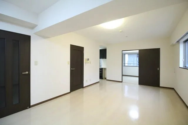Luxury Apartment East Nihonbashi - Interior - ["Flooring", "Floor", "Ceiling"]
