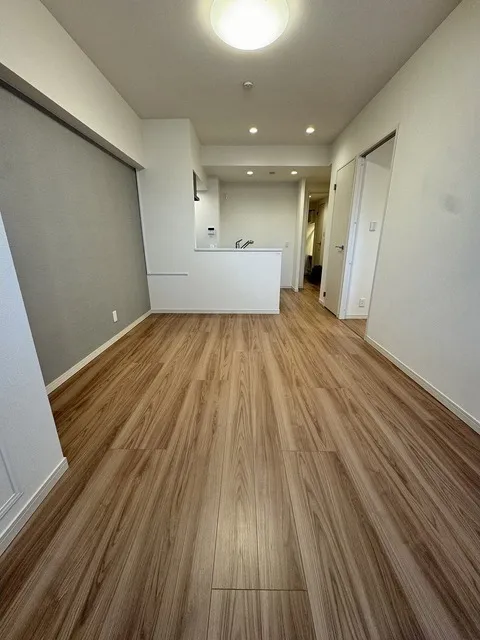 View Heights In Front Of Itabashi Ward Office - Interior - ["Flooring", "Wood flooring", "Floor"]