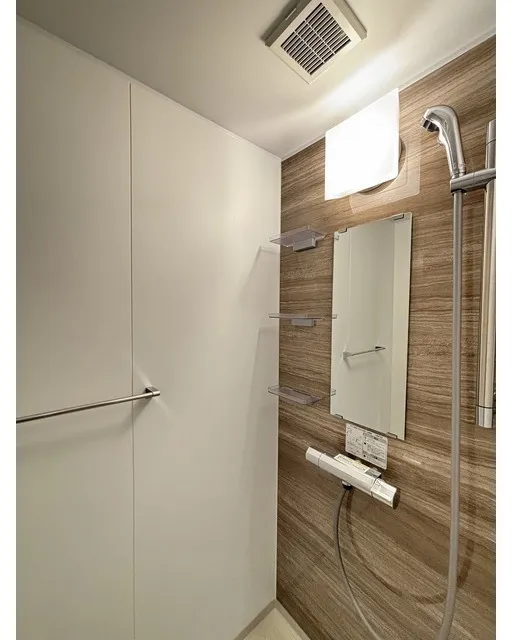 Season Flats Omorinishi - Interior - ["Wood", "Flooring", "Interior design"]