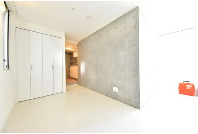 Tiger Ebara Nakanobu - Interior - ["Wall", "Flooring", "Floor"]