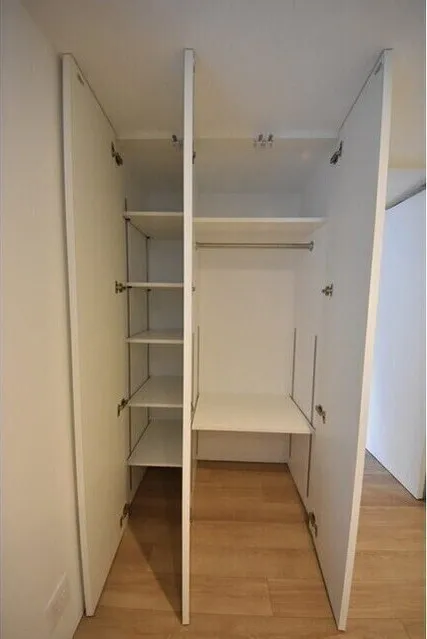 Square Court Waseda - Interior - ["Shelving", "Fixture", "Wood"]