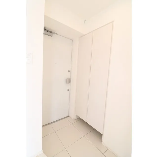 Comforia Nippori - Interior - ["Door", "Building", "Fixture"]