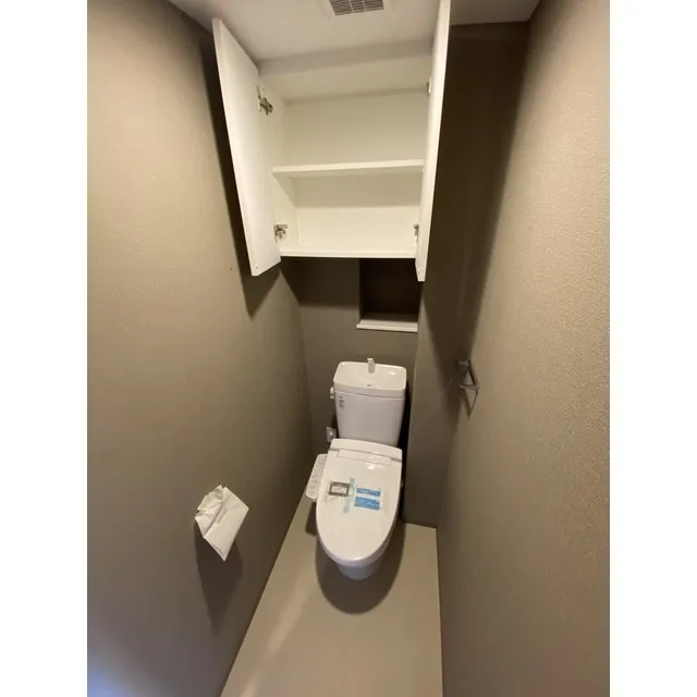 City House Nishi Ikebukuro - Interior - ["Building", "Toilet", "Toilet seat"]