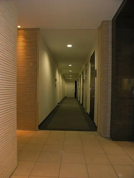 Este Maison Tetsugaku - Interior - Common hallway