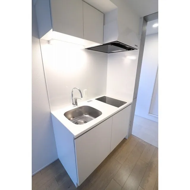 FARE Ikebukuro I - Interior - ["Tap", "Cabinetry", "Building"]