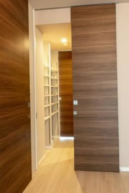 Gardenier Kinuta WEST - Interior - ["Brown", "Fixture", "Wood"]