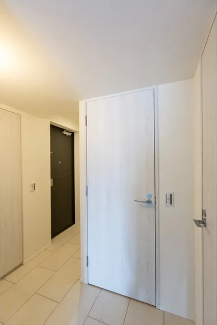 Asur Ryogoku - Interior - ["Door", "Fixture", "Handle"]
