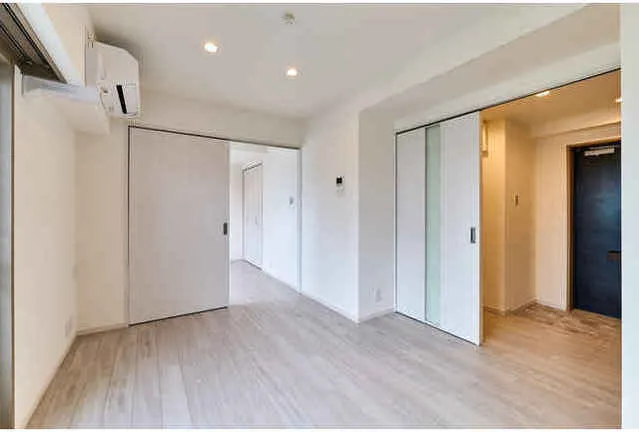 BluRock Kagurazaka - Interior - ["Flooring", "Wood flooring", "Floor"]