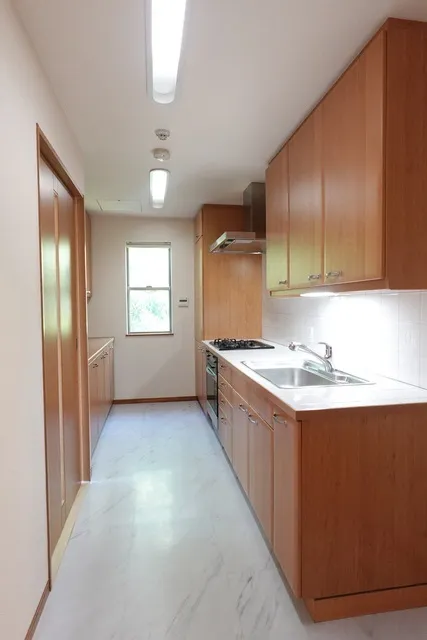 Garden Higashigaoka - Interior - ["Kitchen", "Countertop", "Flooring"]