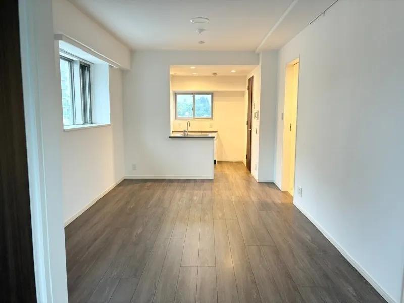 Elstanza Bunkyo Sendagi - Interior - ["Wood flooring", "Flooring", "Floor"]