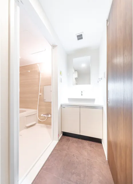 Well Square Ism Takaido - Interior - ["Flooring", "Floor", "Interior design"]