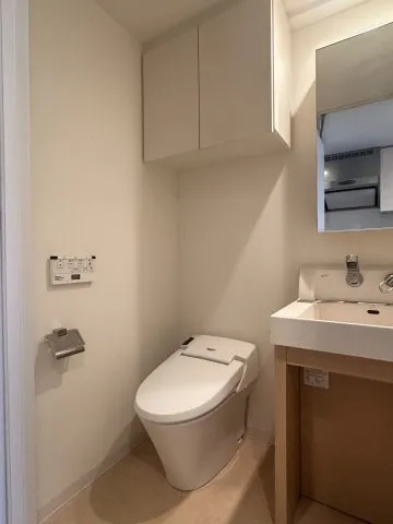 Proud Flat Morishita West - Interior - ["Plumbing fixture", "Flooring", "Floor"]
