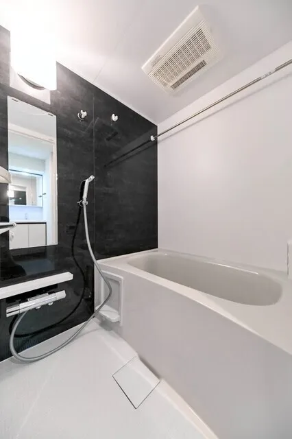 Urbanex Ueno - Interior - ["Plumbing fixture", "Flooring", "Bathroom"]