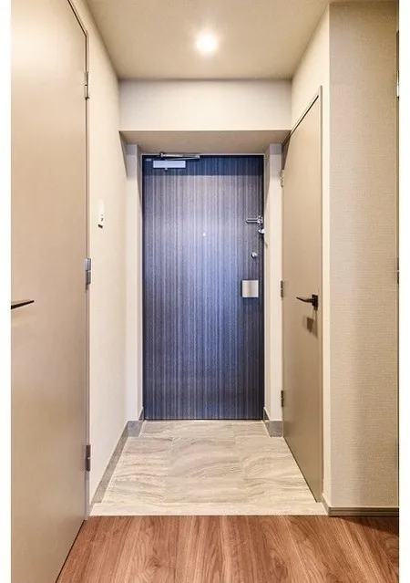 Comforia Liv Hatchobori - Interior - ["Wood", "Flooring", "Floor"]