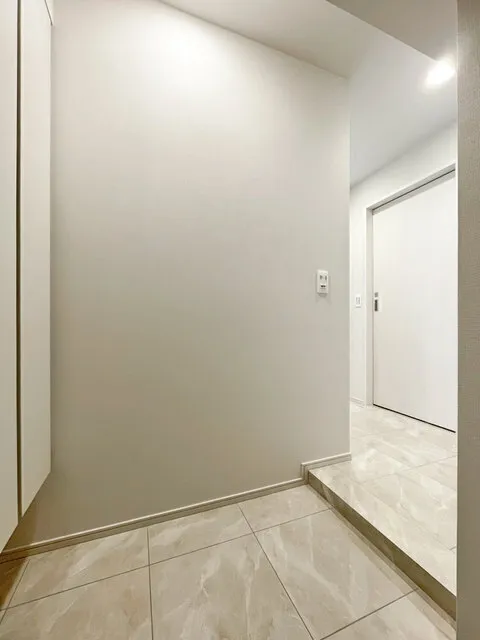 Lefon Progre Hongo 3-Chome - Interior - ["Flooring", "Floor", "Wall"]